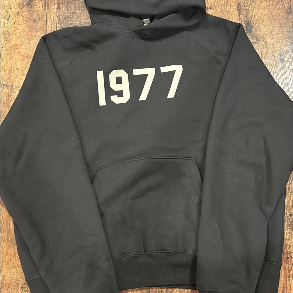 Black 1977 Hoodie essentials
